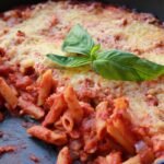fuente de macarrones al horno gratinados